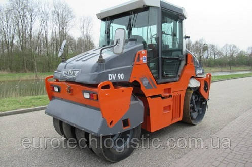 Комбінований каток Hamm DV90VT.