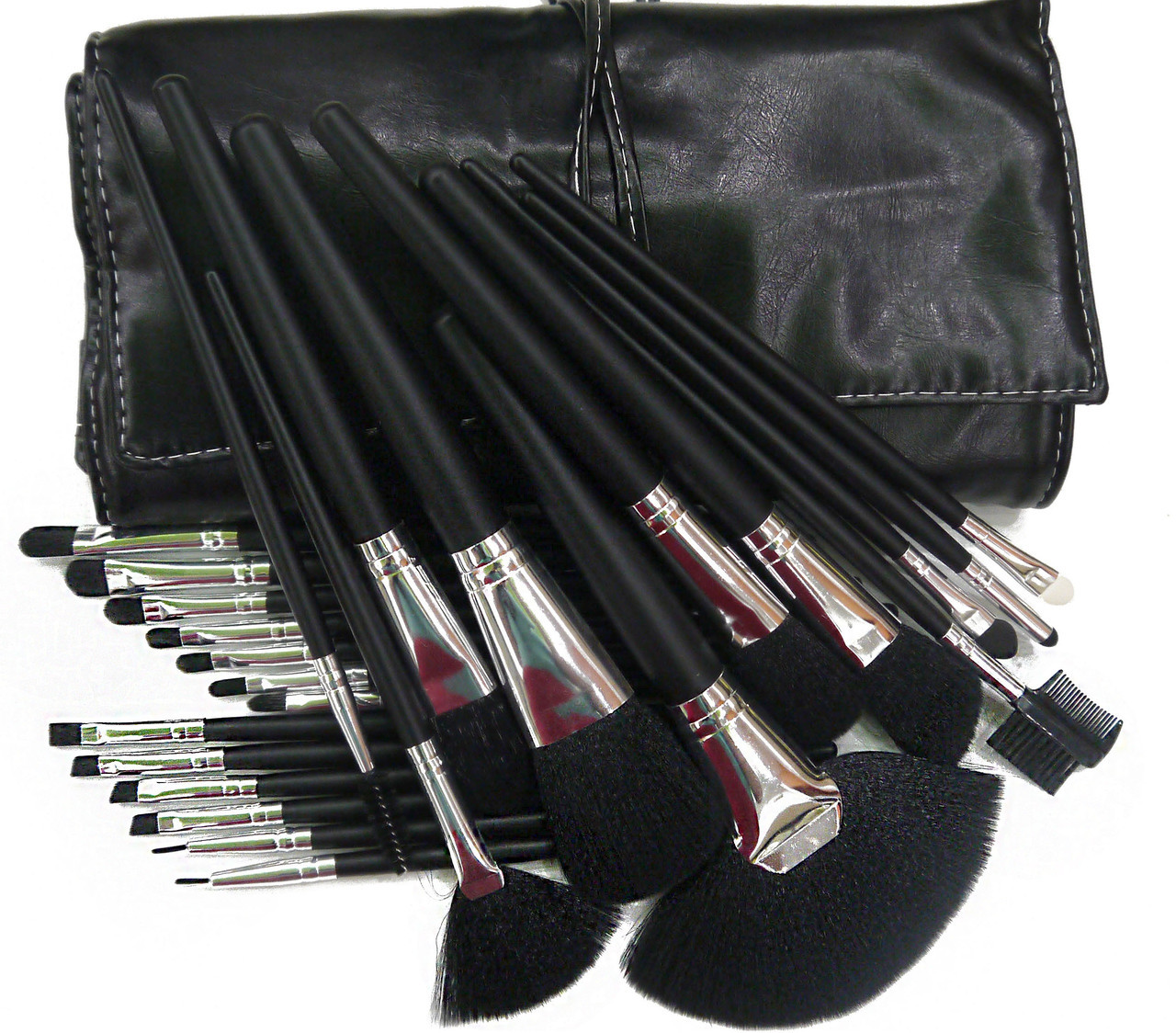 Набір кистей 24 в чохлі / Кисті 24