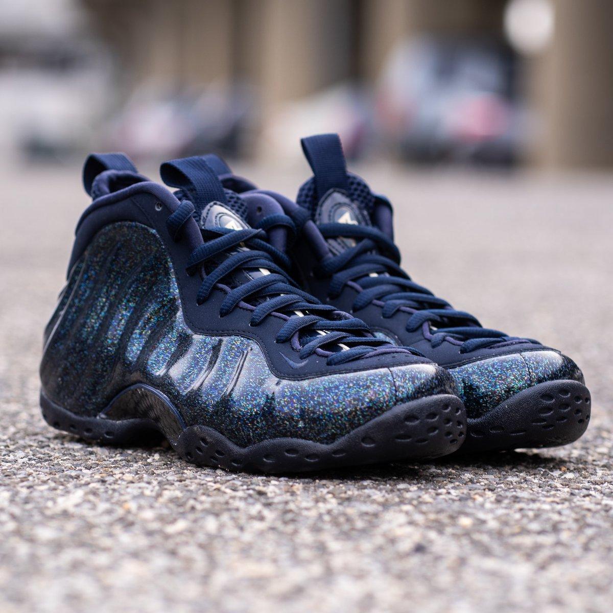 Nike Women s Air Foamposite One