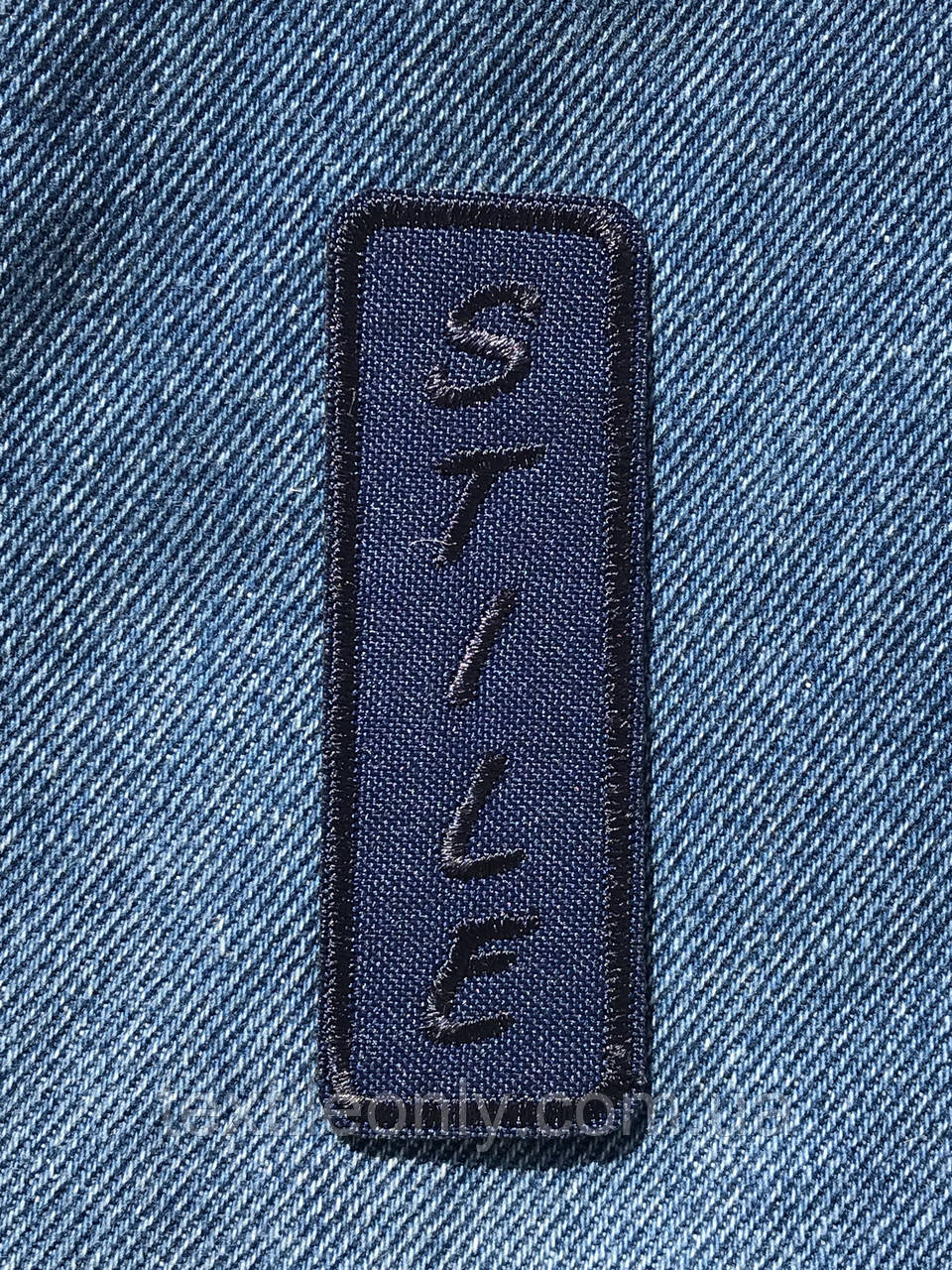 Нашивка STILE колір темно-синій 26х80 мм