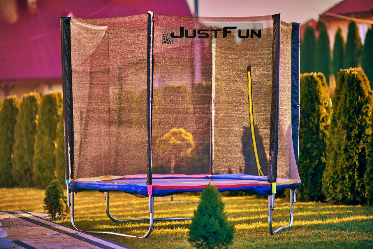 Круглий дитячий батут на пружинах діаметром 252 см із зовнішньою сіткою і драбиною JUST FUN мультиколор., фото 1