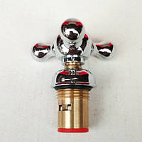 Кран-букса з ручкою на осмом