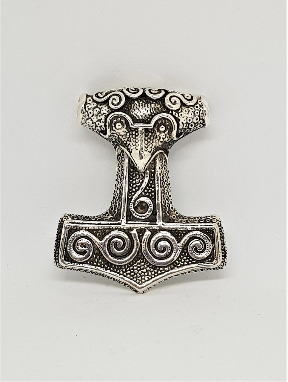 Молот Тора великий. Сконе