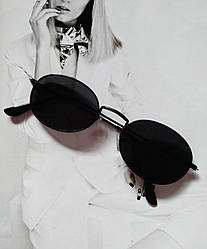 Сонцезахисні окуляри овальні з кольоровою лінзою Чорний