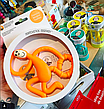 Іграшка-прорізувач Matchstick Monkey Танцююча Мавпочка (колір оранжевий, 14 см), фото 2