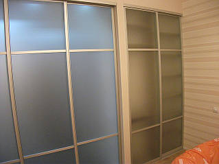 РОЗСУВНІ МІЖКІМНАТНІ ПЕРЕГОРОДКИ