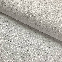 Батист білий, вишитий, ширина 145 см