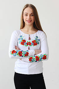 Неймовірна жіноча вишита футболка на довгий рукав, з вишивкою на рукавах маки В-7