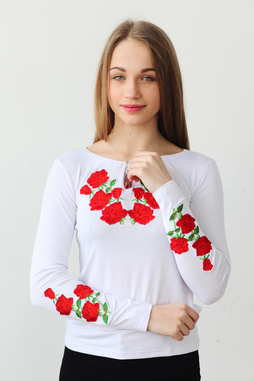 Молодіжна вишита жіноча футболка Розі В-8