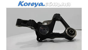 Кулак поворотний задн прав Нубіра