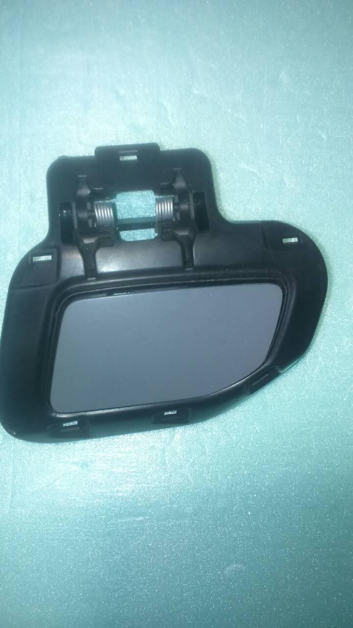 D/96 Кришка омивача лівої фари Range Rover Evoque LR036198 / BJ32-13W024-C
