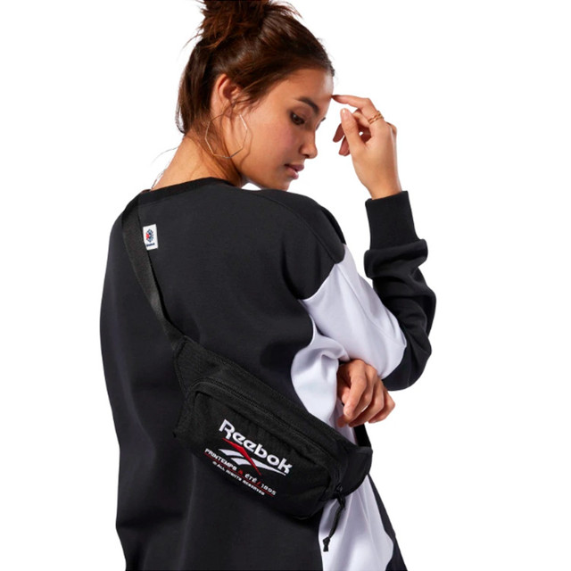Сумка на пояс Reebok Printemps Waistbag | чорна Сумка на пояс Reebok Printemps Waistbag | чорна