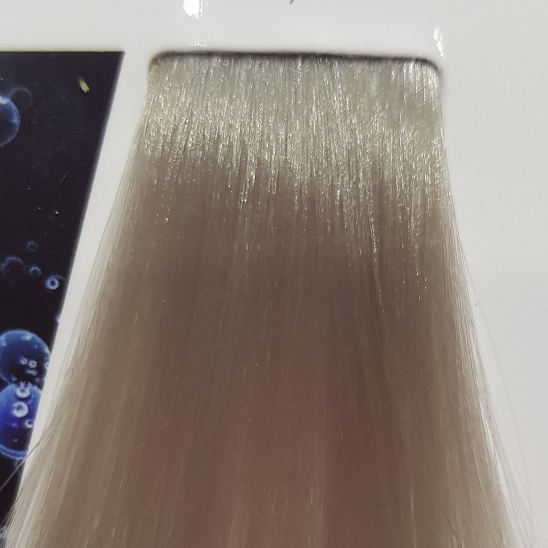 Фарба без аміаку 60 мл L'oreal Professionnel Inoa 10.01 Дуже дуже світлий блондин глибокий попелястий