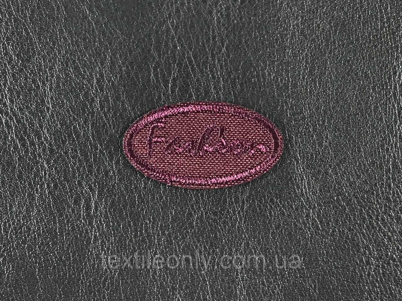 Нашивка Fashion колір бордовий 36x19 мм