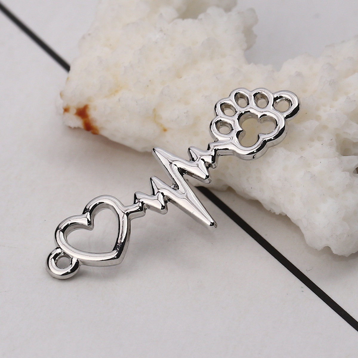 Конектор " Кардіограма + Слід ", Цинковий сплав, Срібний тон, 34 mm x 12 mm, фото 1