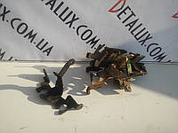 Кріплення для троса кп на 1.9 / 2.0 / 2.5dci Renault Trafic / Vivaro