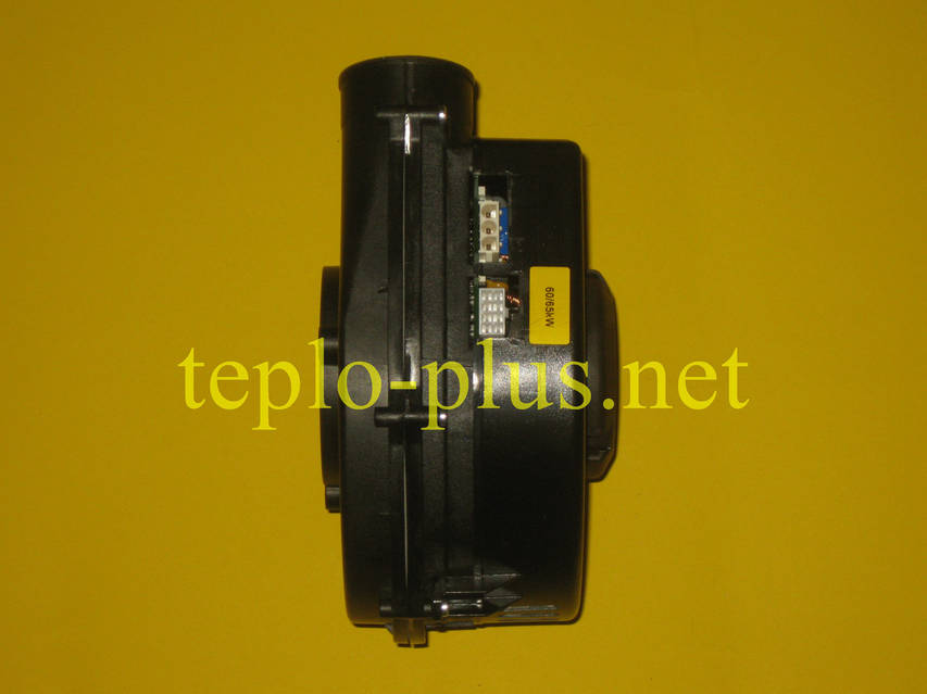 Вентилятор газового котла Buderus Logamax plus