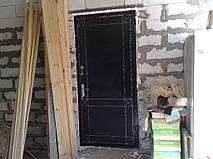 Двери и ворота  10
