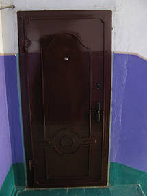 Двери и ворота  24