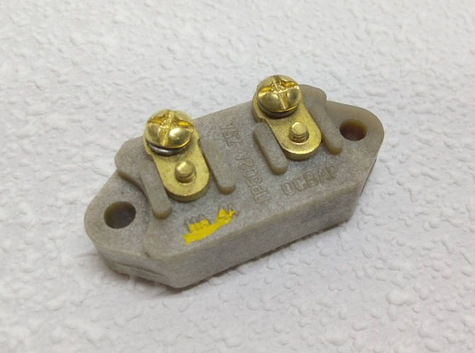 Предохранитель биметаллический многоразовый 7,5 Ампер, цена 30 грн ...