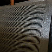 Решето (сито) для Петкус гігант (700х1065 мм.), клітинка 2,4х20 мм,товщина 0,8 мм, оцинковане.