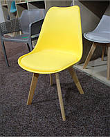 Стул Milan Eames Style, желтое 14 пластиковое сиденье с мягкой подушкой на буковых ножках