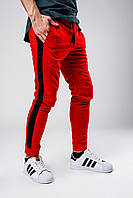 Спортивные штаны мужские весенне/осенние с черными лампасами, цвет красный