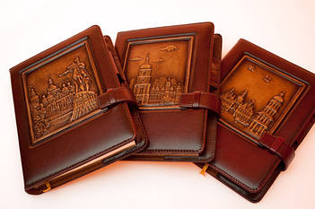 Блокноти, щоденники, планінги