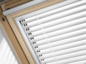 Жалюзі VELUX PAL вологостійкі на направляючих для мансардних вікон жалюзі Велюкс вологостійкі