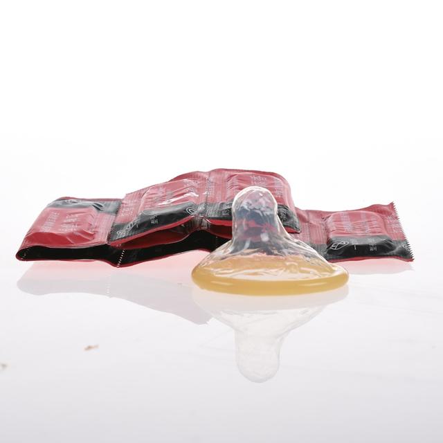 многоразовый презерватив,презервативы онлайн,ультратонкие презервативы