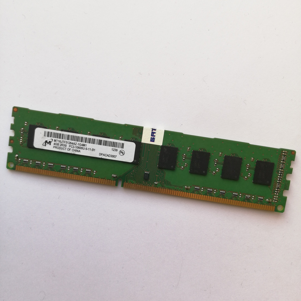 Оперативна пам'ять Micron DDR3 4Gb 1333MHz PC3-10600U 2R8 CL9 (MT16JTF51264AZ-1G4M1) Б/В