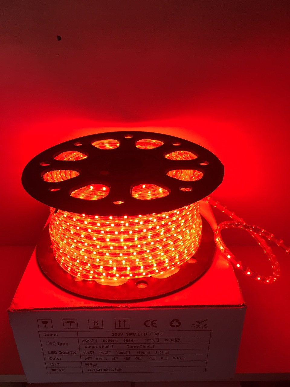 Світлодіодна стрічка LED 3528-60 220V IP67 Червона (СТАНДАРТ)
