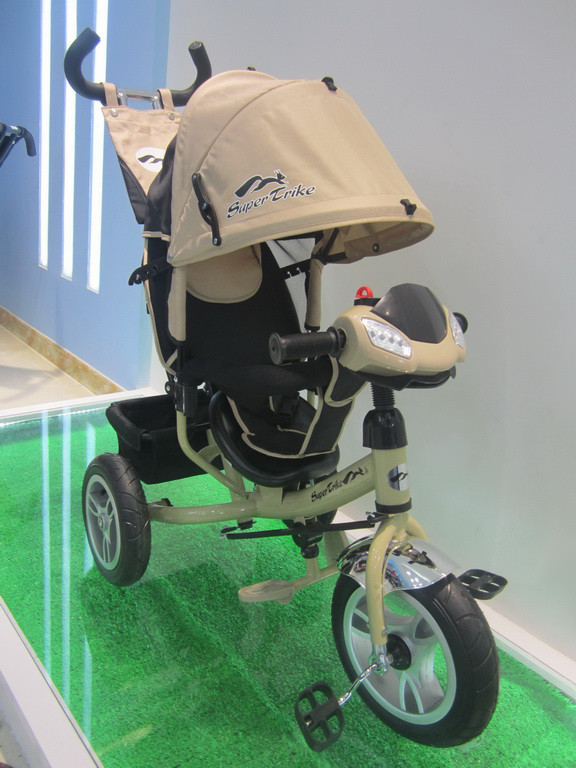 Детский трехколесный велосипед Super Trike TR17012 бежевый