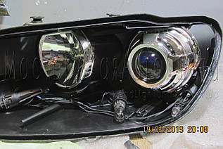 Volkswagen Passat B7 USA — встановлення бікононових лінз