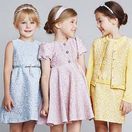 Одяг для дівчаток