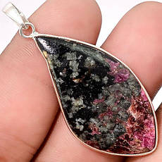 Рідкісні та екзотичні камені, кулони