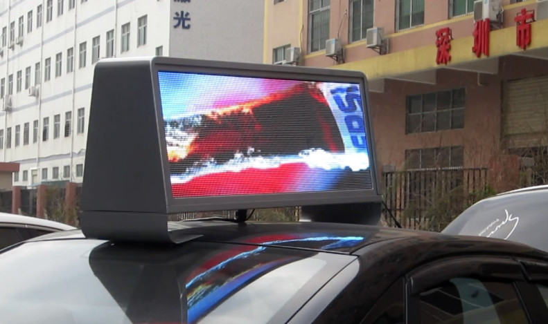 Светодиодная видеореклама для элитного такси, загрузка медиа-контента через 3G - фото 1 - id-p85636403