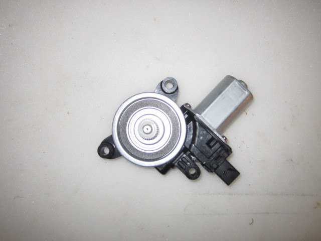 Привід стеклоподемника двері правої передньої GD558RB SD037224 B45C5858X CM012810 Mazda CX-5 (KF) 2017-