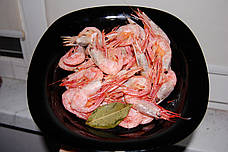 Креветка атлантична 90/120 без глазурі. Розмір 6-7см