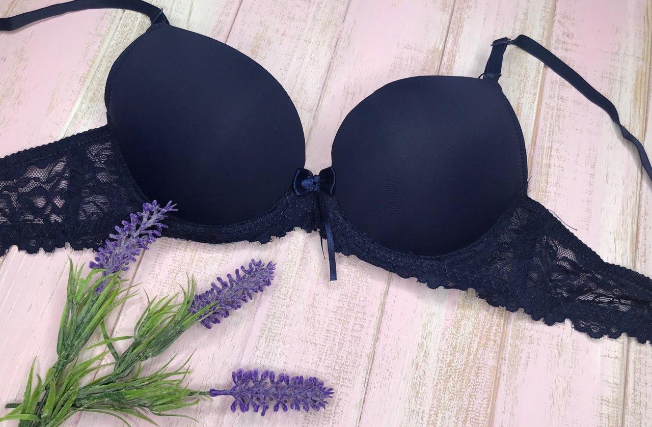 Бюстгальтер на щільній основі з пушапом Masdana