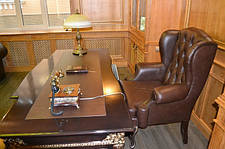 Меблі для кабінету