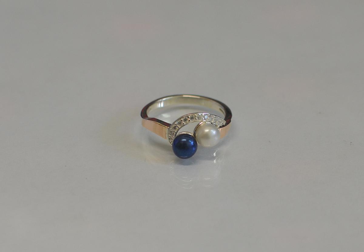 Срібне кільце з перлами і золотими пластинами, фото 1