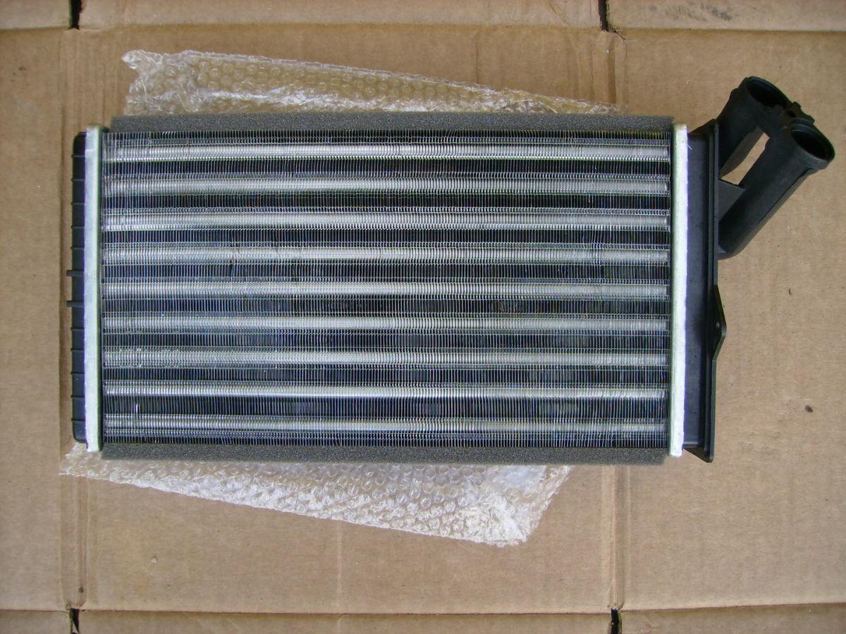 Радіатор опалювача пічки Peugeot 206 Citroen PICASSO  XSARA 99 AVA PE6199