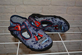 Дитячі капці, р.23, 24 і 25. Renbut. Польща