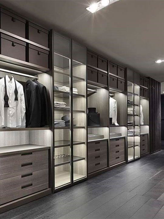 Шафа Гардеробна кімната на замовлення з фасадами скло, підсвіткою та ящиками