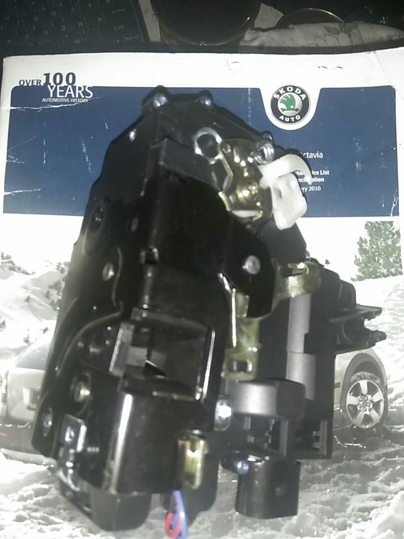 Замок дверей передніх лівих Шкода Октавія тур, фото 1