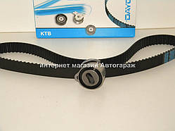 Комплект ремінь + ролик ГРМ на Рено Трафік 01-> 1.9 dCi — DAYCO (Італія) - KTB298