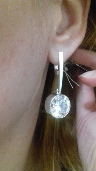 Срібні сережки підвіски з круглим білим каменем 14 мм, фото 1