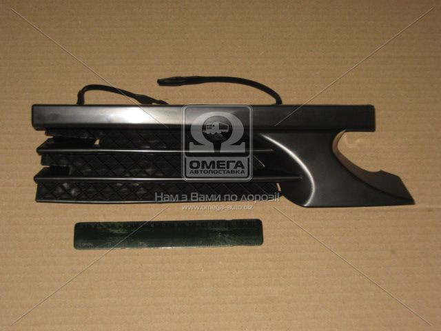 Решітка бампера права MERCEDES 202 Мерседес 202 1996-2001 (пр-во TEMPEST), фото 1
