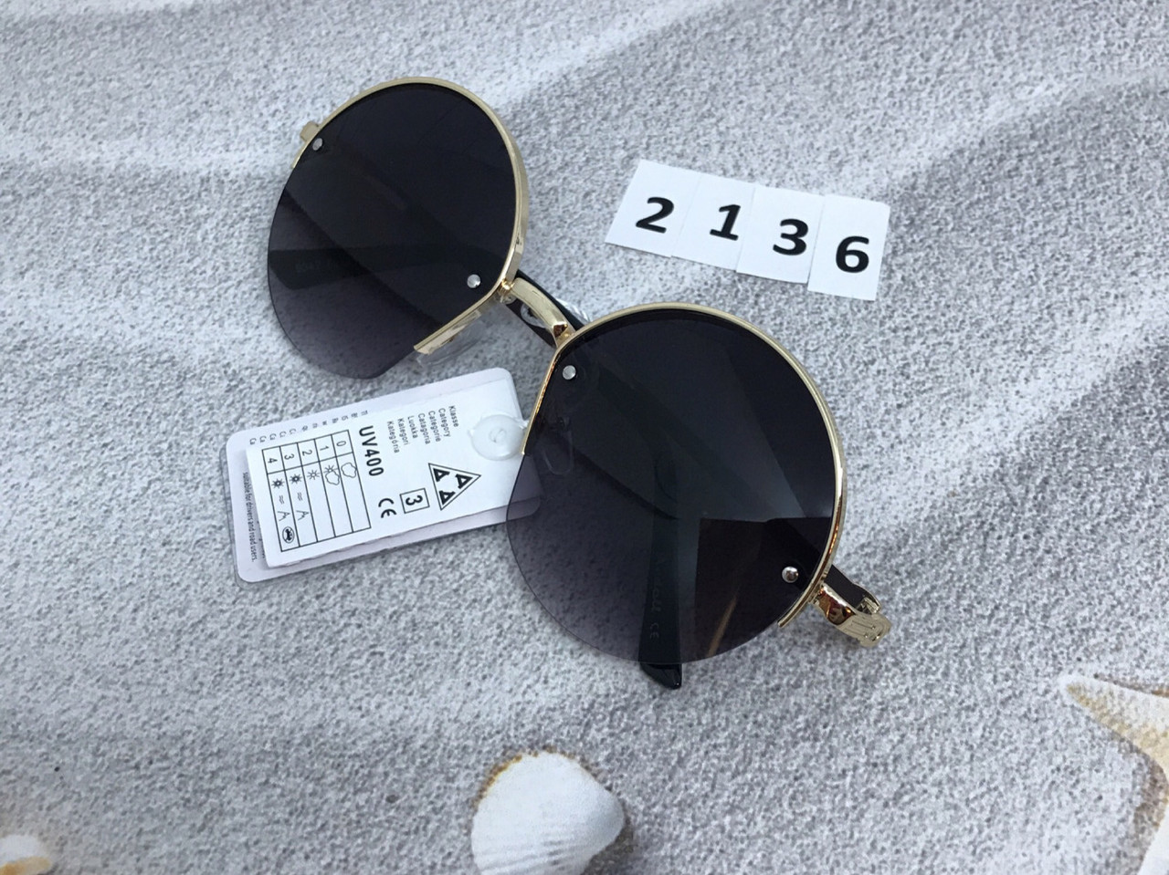 Солнцезащитные очки с черными линзами в ободке полукругом - фото 5 - id-p919461044